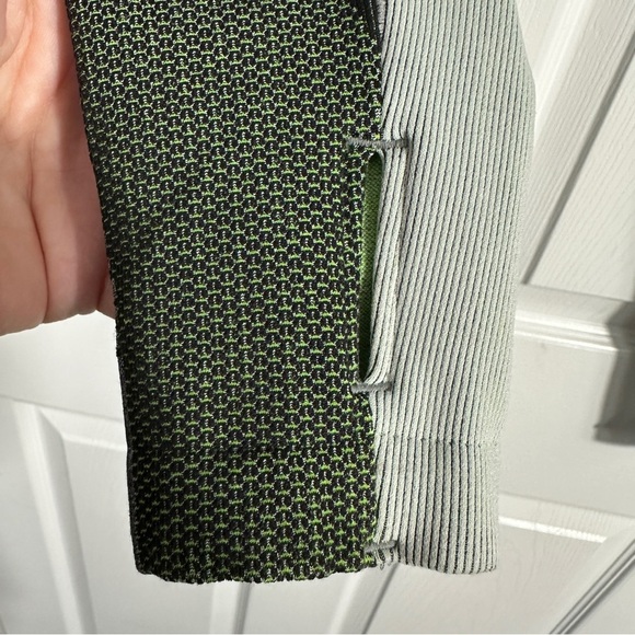 Nike x Feng Chen Wang "Transform Jacket," women's pro long-sleeve knit top, Lg. - Picture 2 of 11